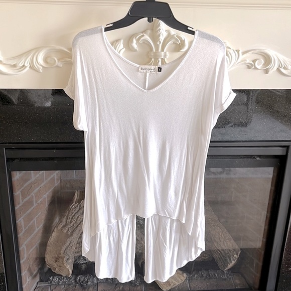 White Flowy Top Medium B Original Knit Long Split Back - Picture 2 of 4
